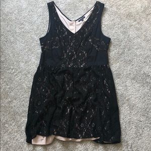 EUC American Eagle Lace Cocktail Dress